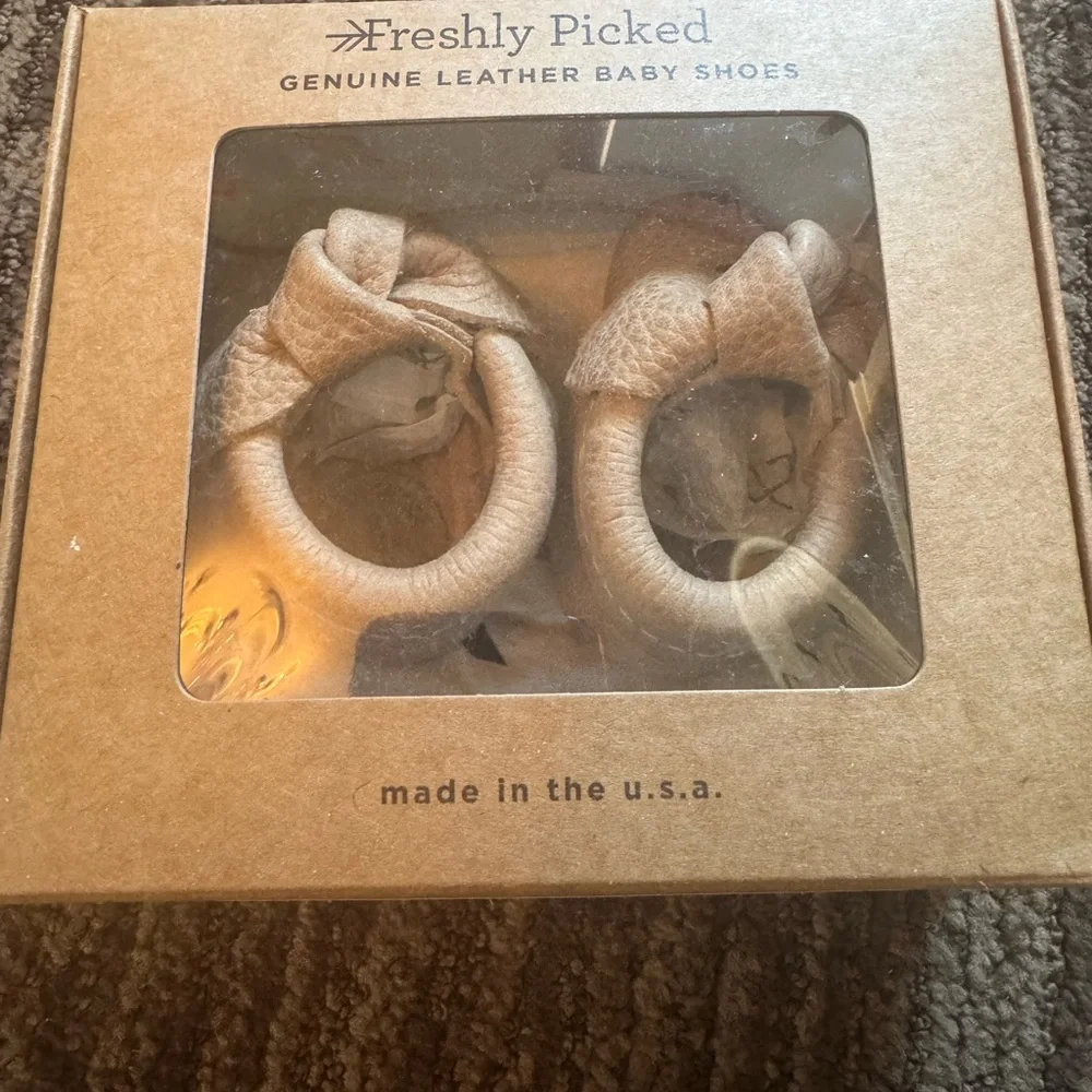 Freshly Picked Tan Knot Baby Moccasins